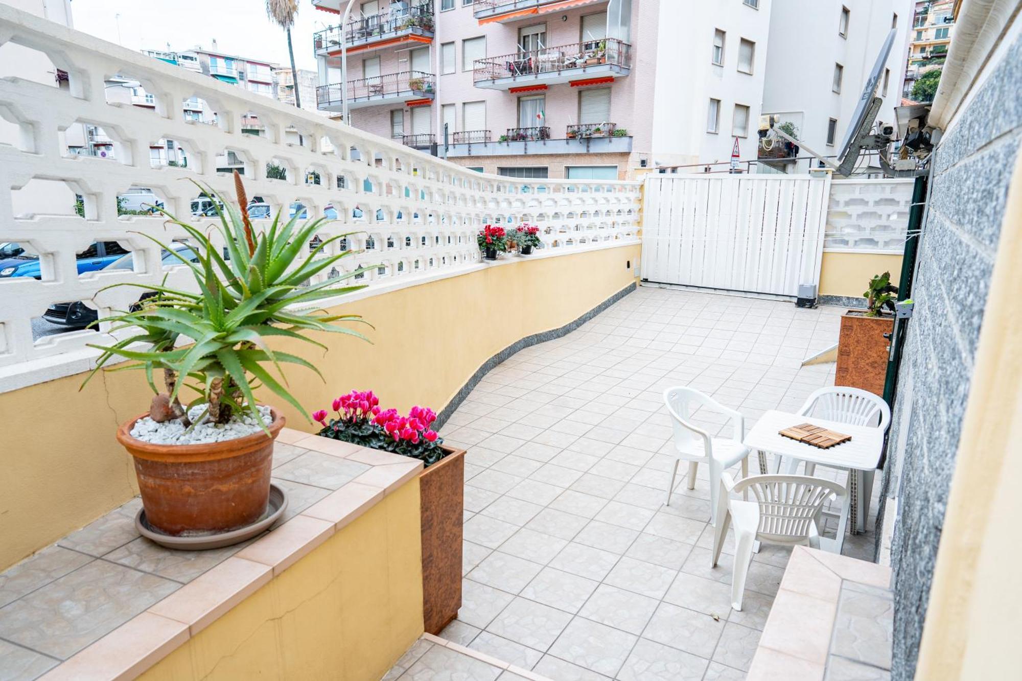 Casa Stefi Sunremo - Parcheggio Privato, 500 Mt Dalla Spiaggia Sanremo Exteriér fotografie
